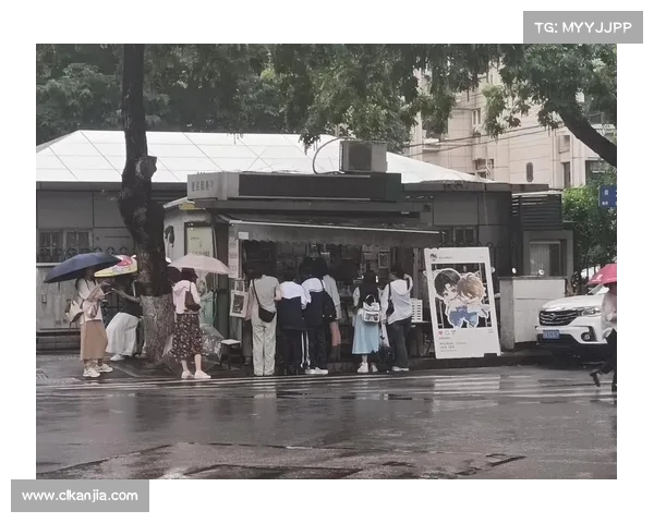 男子叶某某因涉嫌违法行为在北京被拘,警方调查正在进行中(叶某事件) 男子叶某某因涉嫌违法行为在北京被拘,警方调查正在进行中(叶某事件)