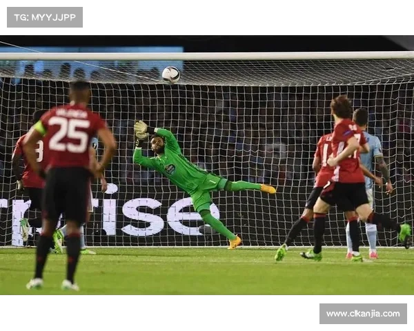 欧联尼斯拉博德推射远角