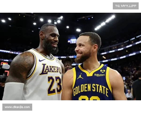 Woj:湖人强化阵容目标明确,但交易三首轮换来超巨的可能性不大 Woj:湖人强化阵容目标明确,但交易三首轮换来超巨的可能性不大